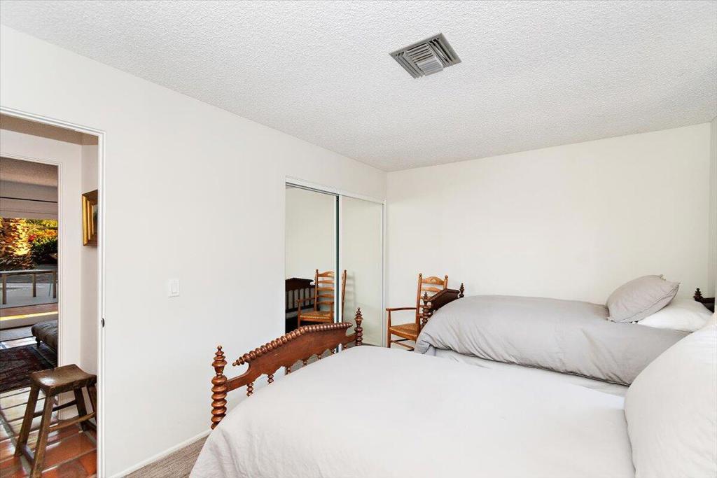 51835 Avenida Madero