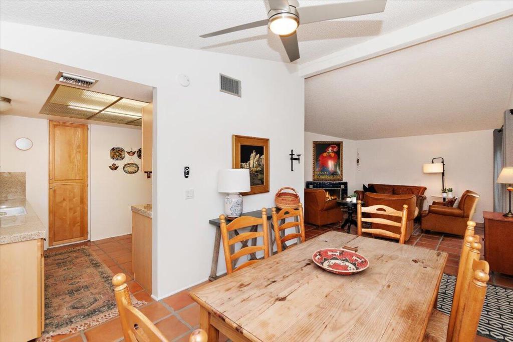 51835 Avenida Madero