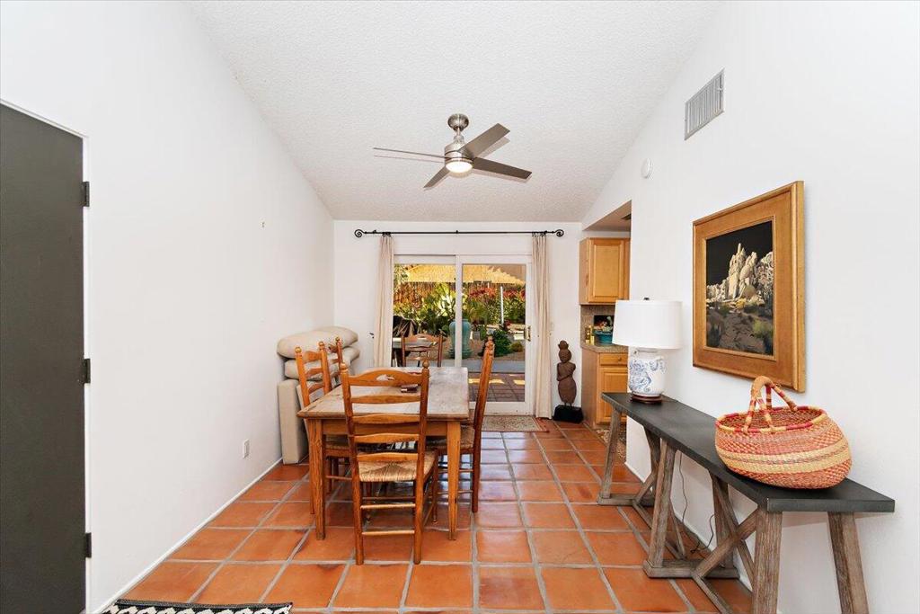 51835 Avenida Madero