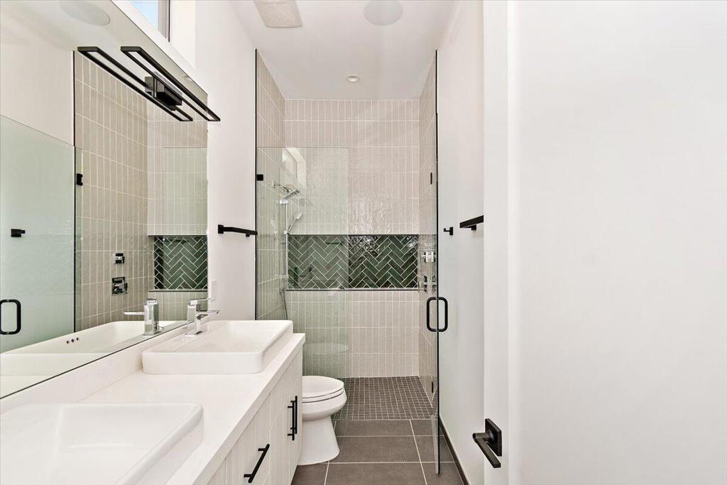 51700 Avenida Navarro