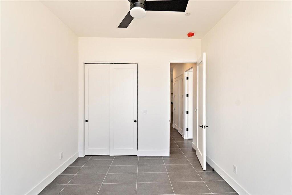 51700 Avenida Navarro