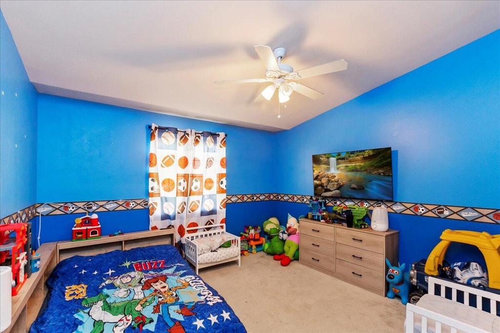52220 Avenida Martinez