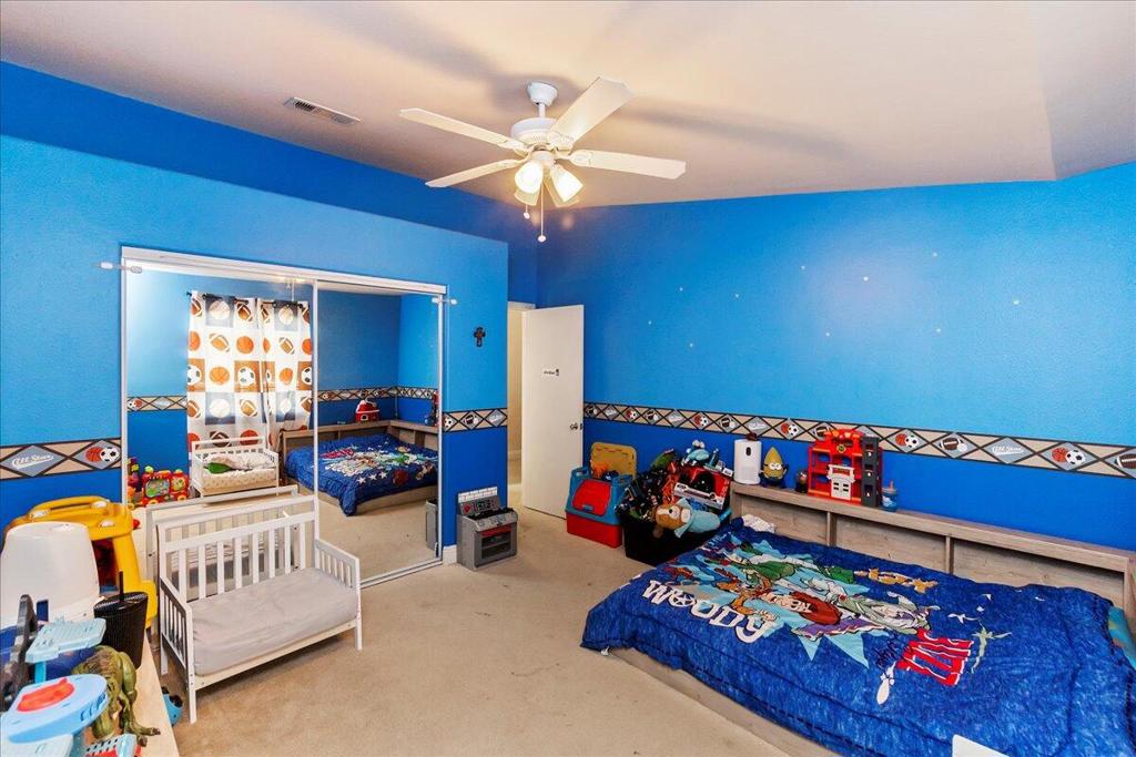 52220 Avenida Martinez