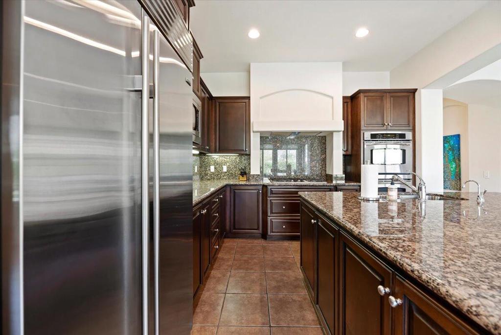 77880 Desert Drive