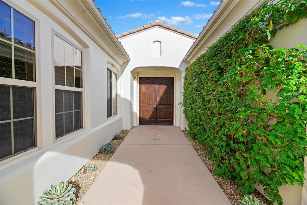 77880 Desert Drive