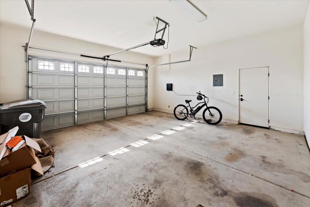 77880 Desert Drive