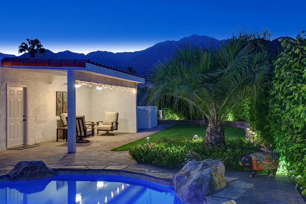 54270 Avenida Alvarado