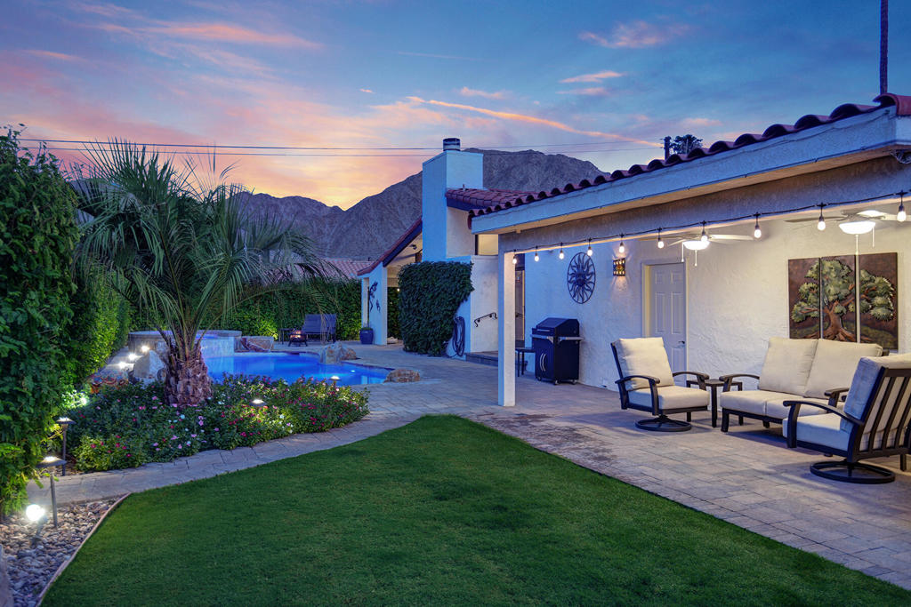 54270 Avenida Alvarado