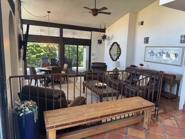 54270 Avenida Alvarado