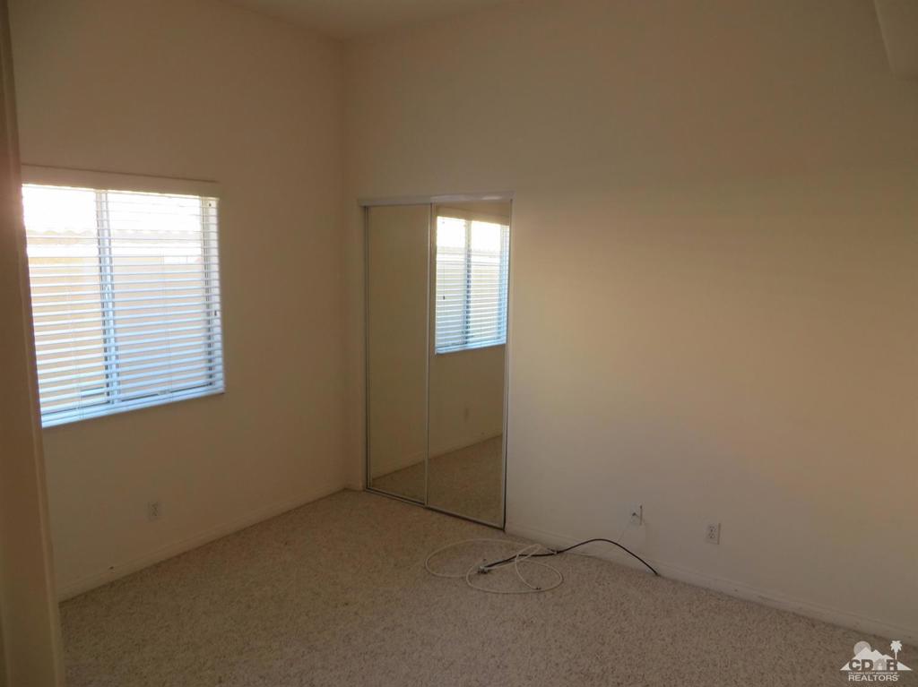 53585 Avenida Velasco