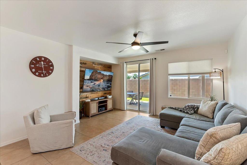 84471 N Sienna Circle