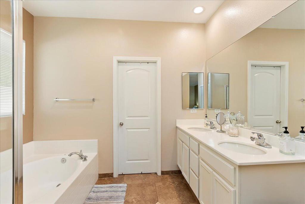 84471 N Sienna Circle