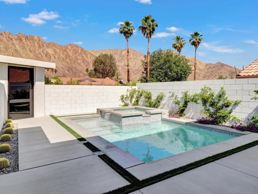 52120 Avenida Alvarado