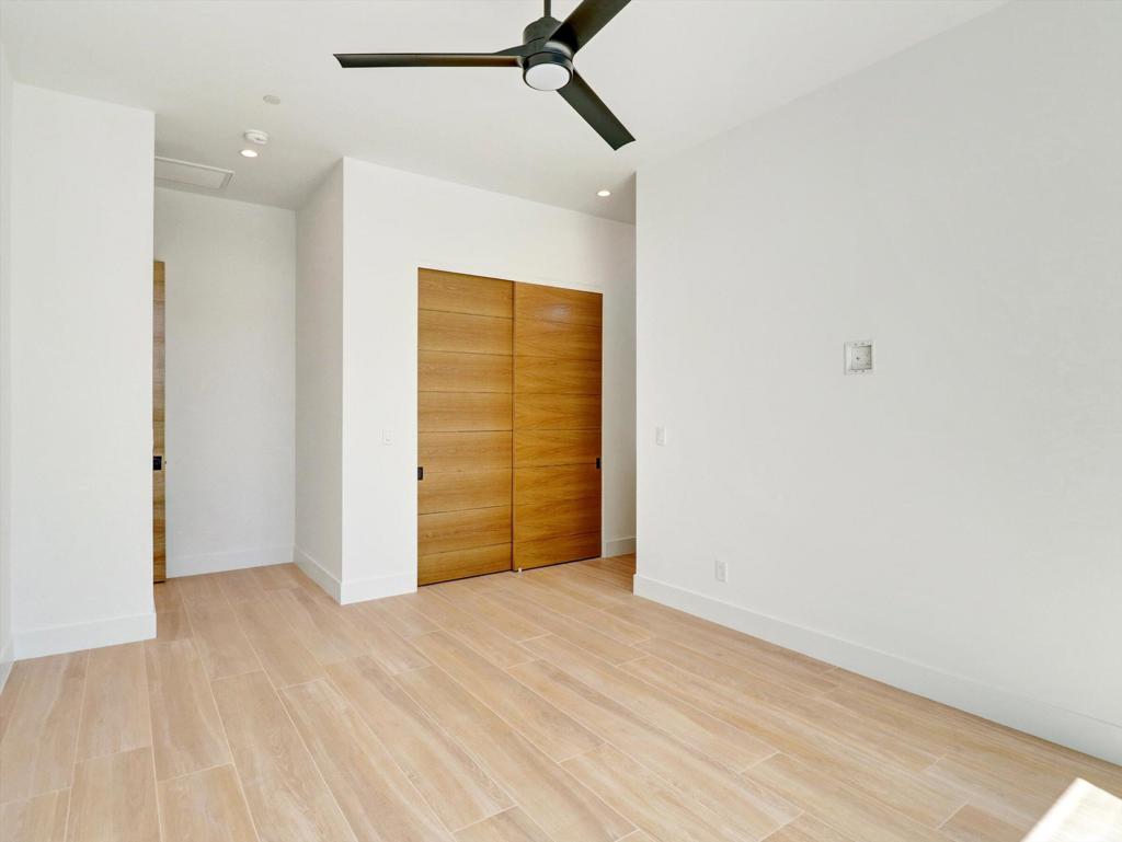 52120 Avenida Alvarado