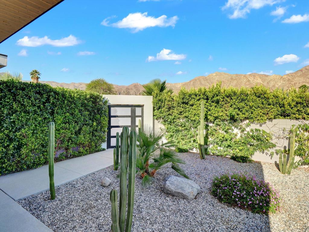 54050 Avenida Obregon