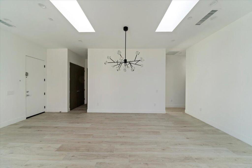 78525 Orcabessa Drive