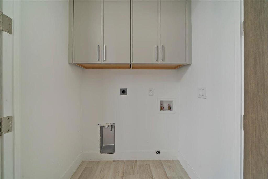 78525 Orcabessa Drive