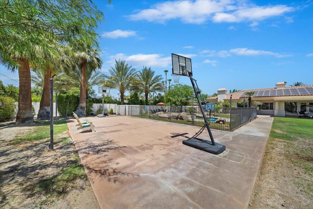 78925 Starlight Lane