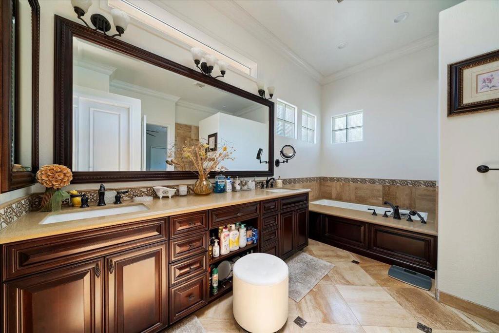 78925 Starlight Lane