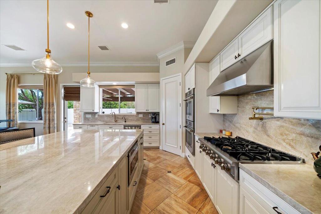 78925 Starlight Lane