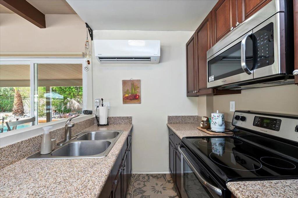 54925 Avenida Ramirez