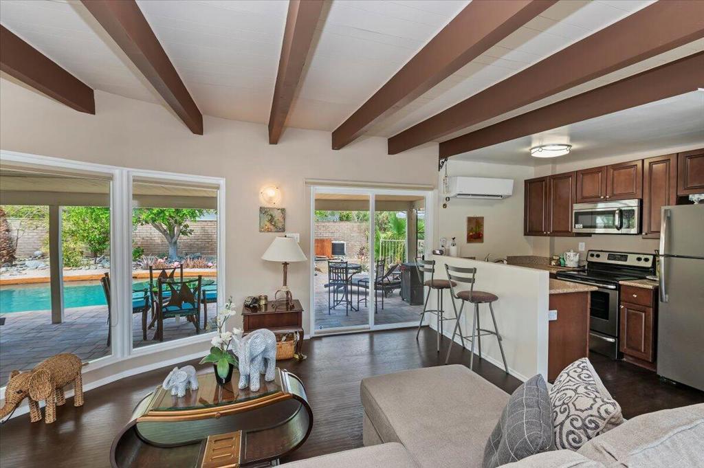 54925 Avenida Ramirez