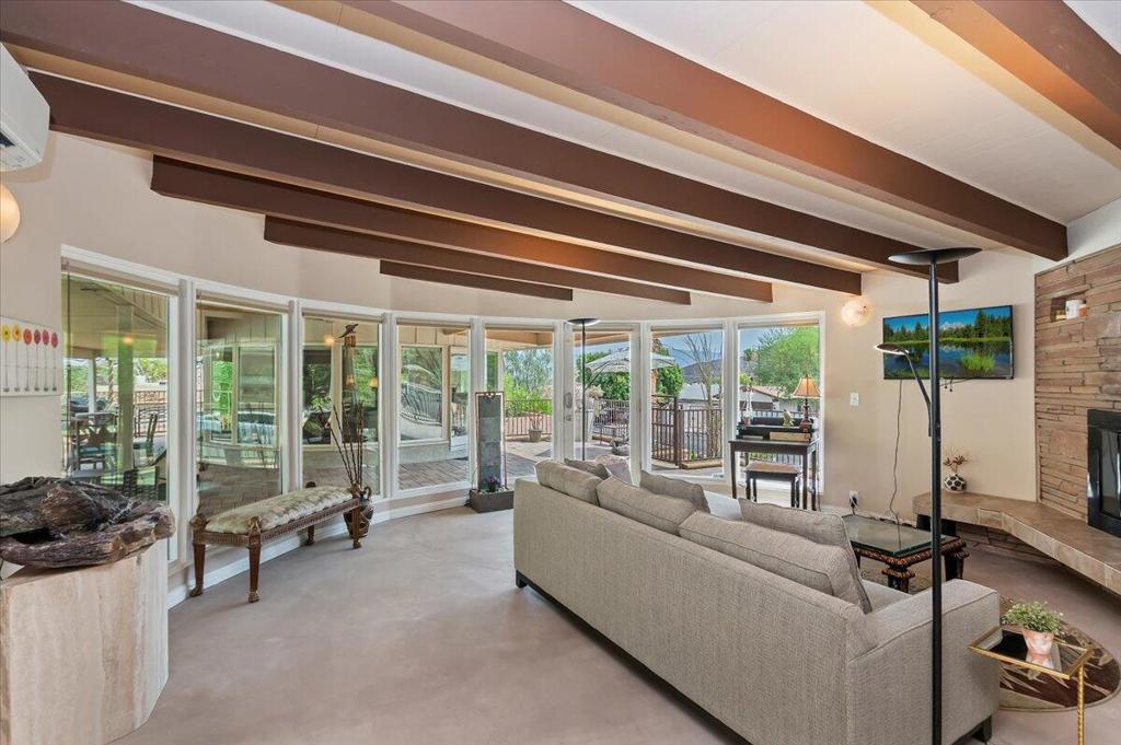 54925 Avenida Ramirez