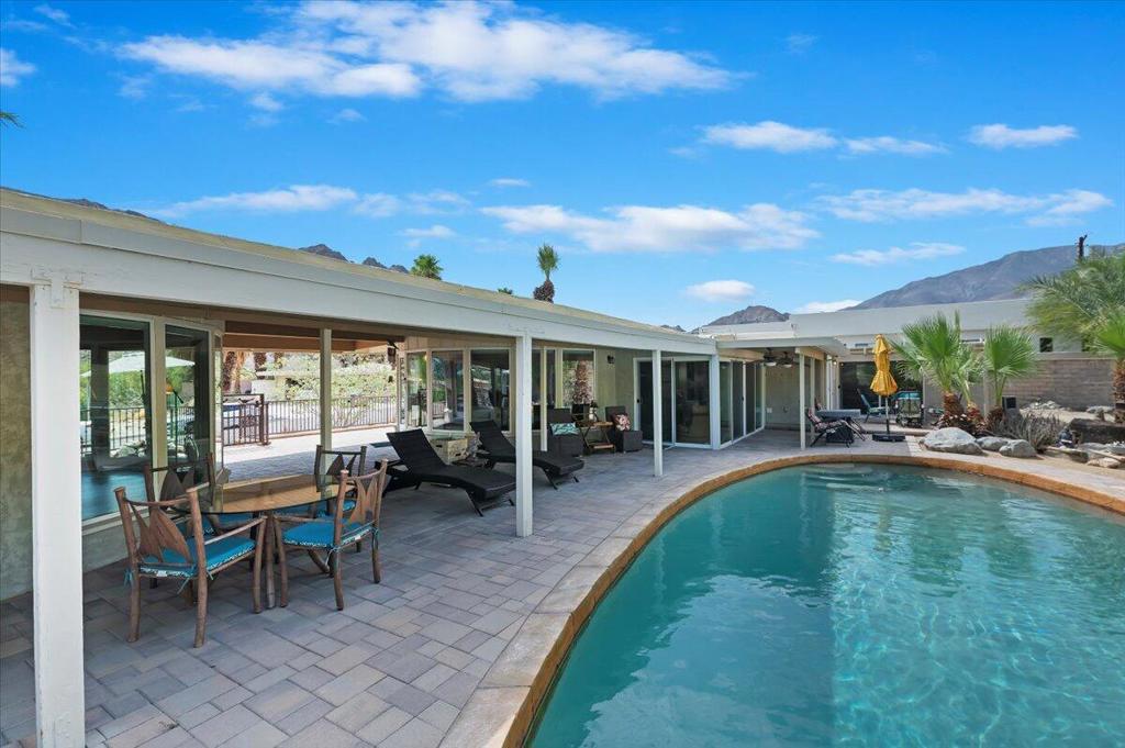 54925 Avenida Ramirez