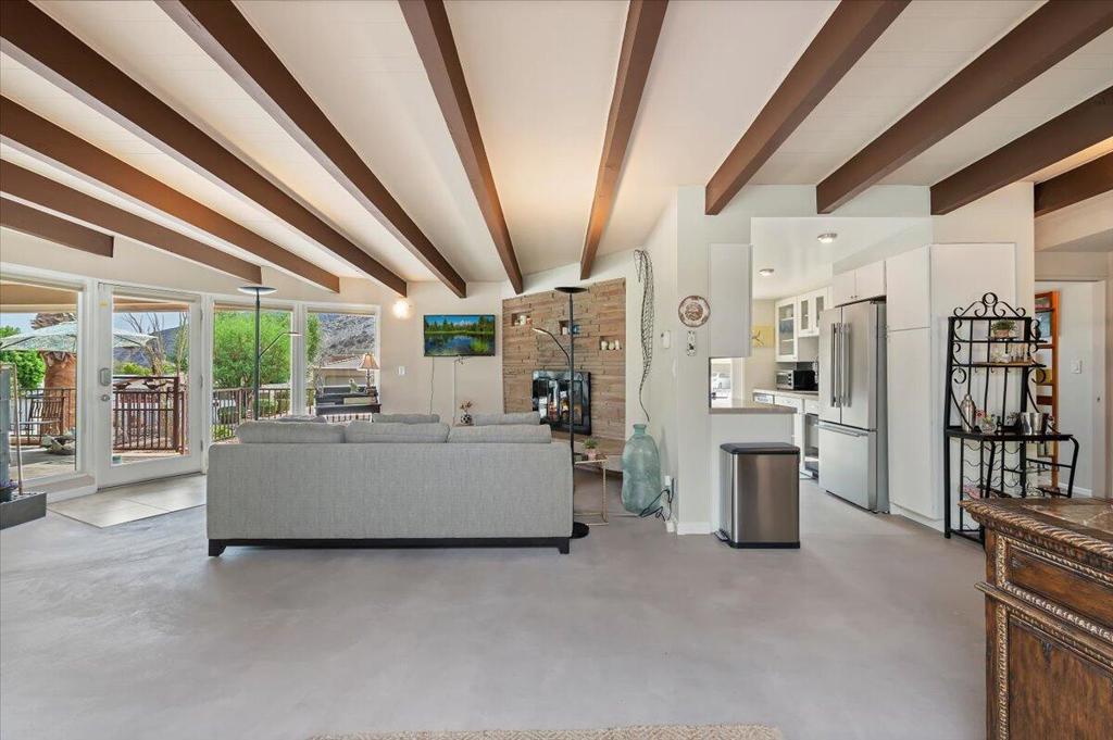 54925 Avenida Ramirez
