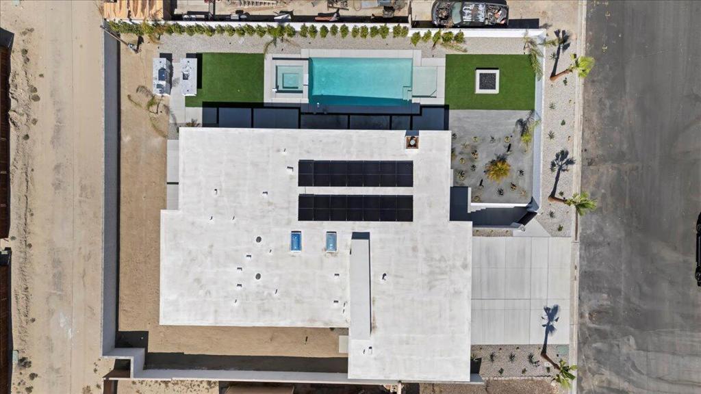 78525 Orcabessa Drive