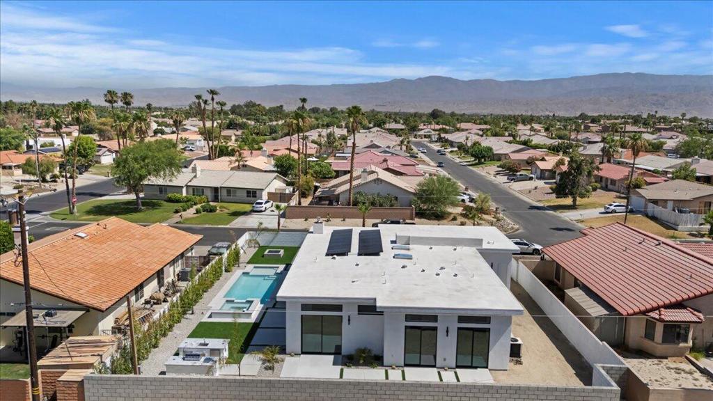 78525 Orcabessa Drive