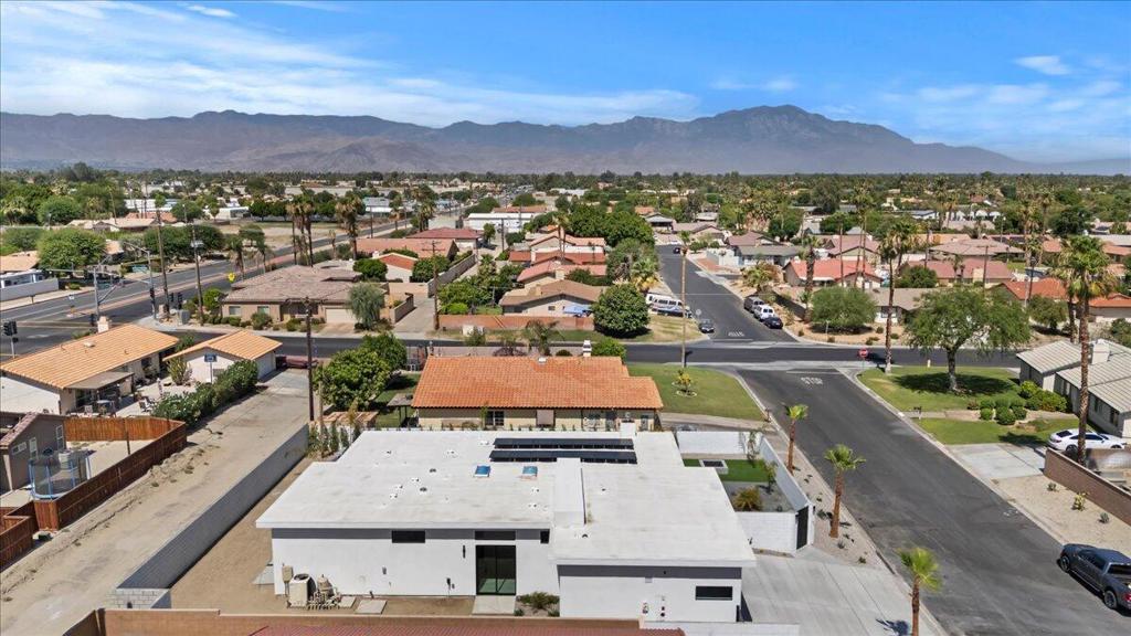 78525 Orcabessa Drive