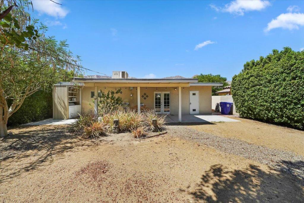 51426 Eisenhower Drive