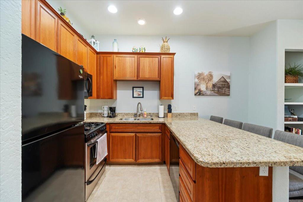 50610 Santa Rosa Plaza #1