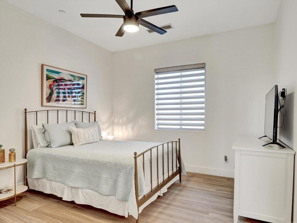 54050 Avenida Obregon