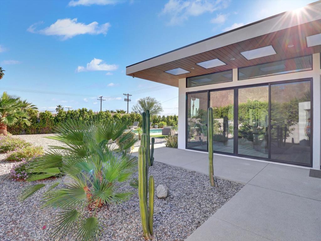 54050 Avenida Obregon