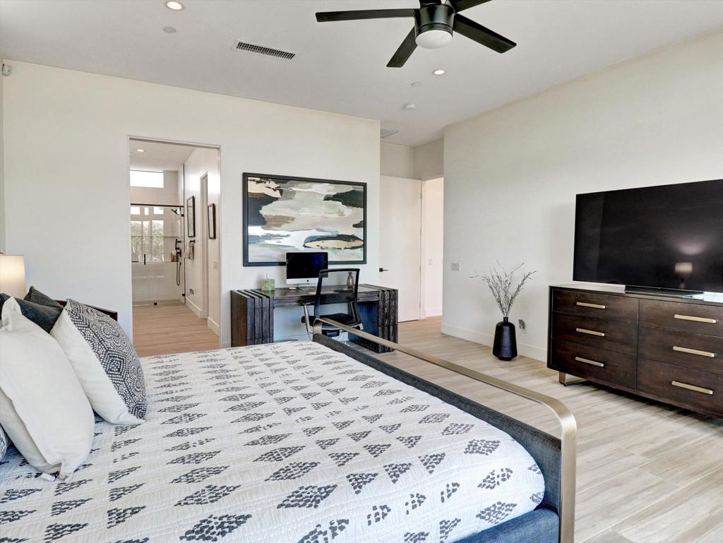 54050 Avenida Obregon