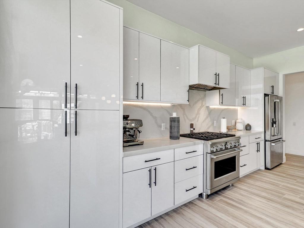 54050 Avenida Obregon