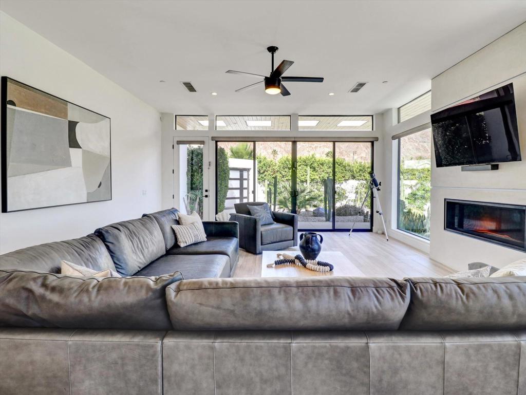 54050 Avenida Obregon