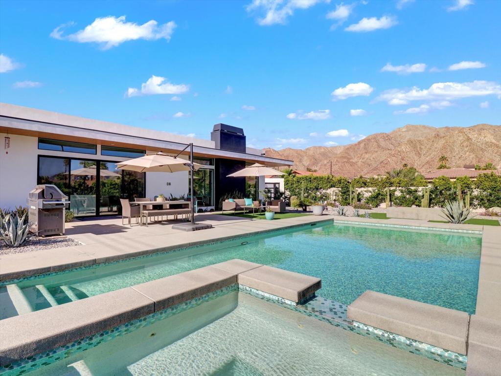 54050 Avenida Obregon