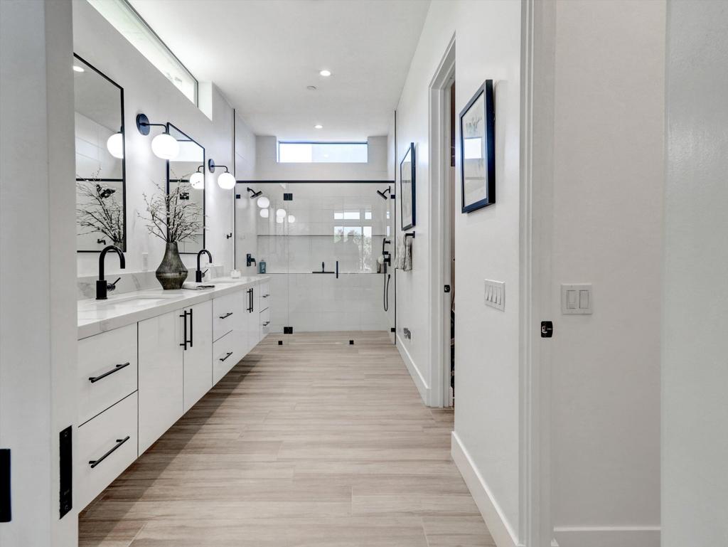 54050 Avenida Obregon