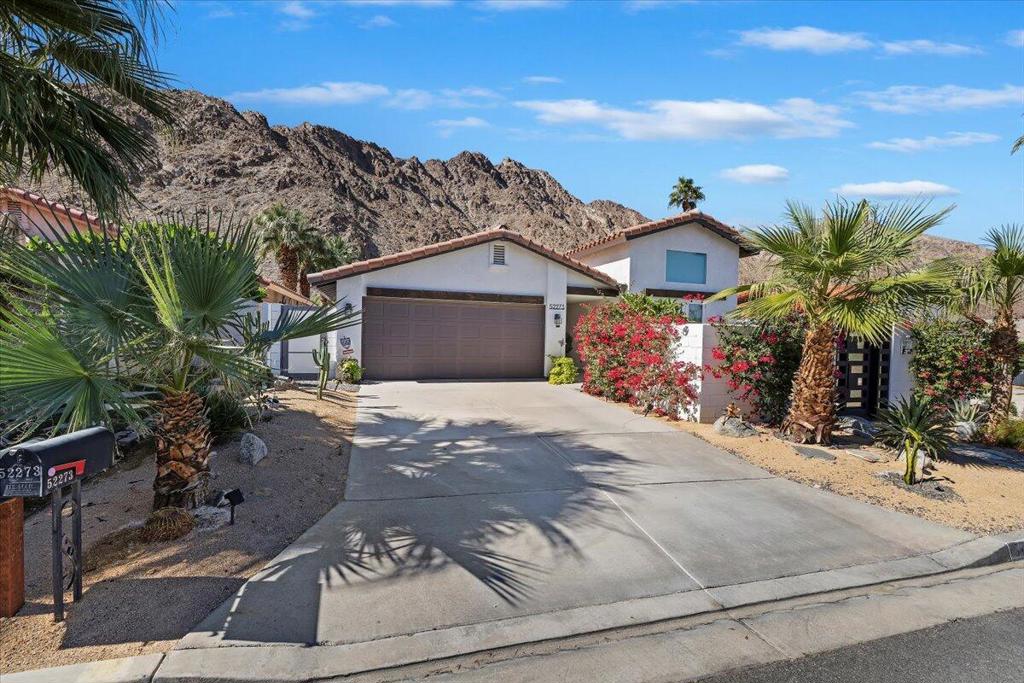 52273 Avenida Madero