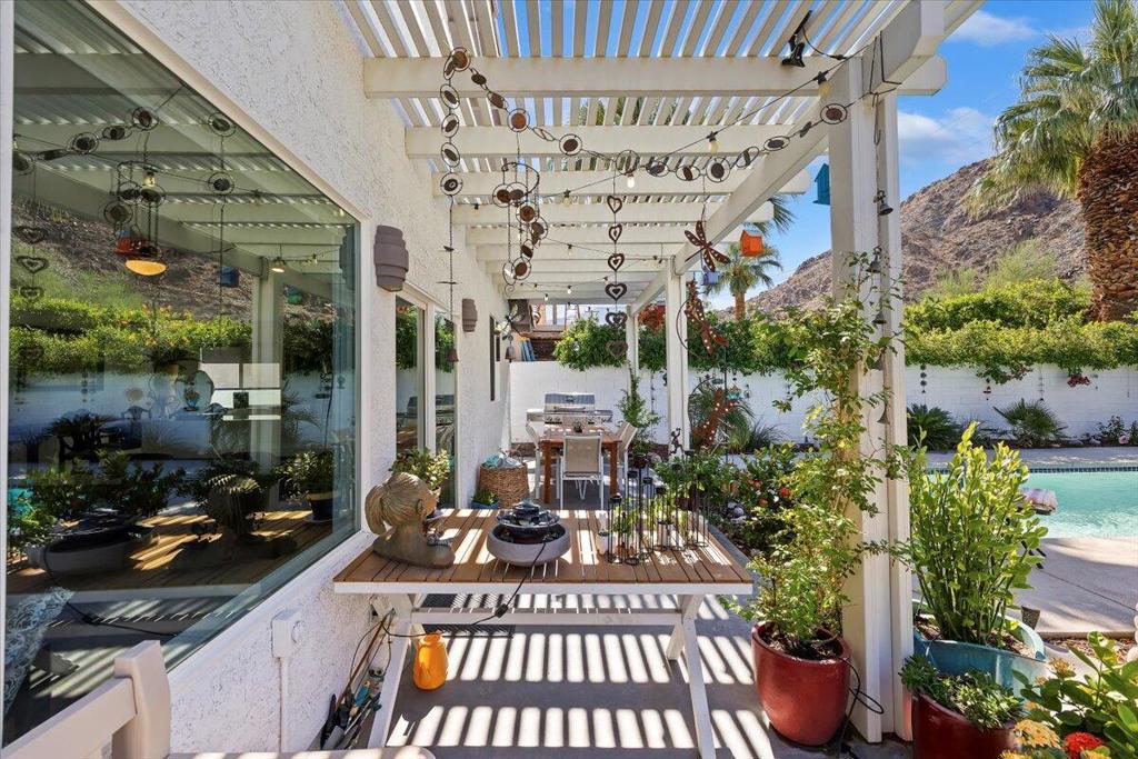 52273 Avenida Madero