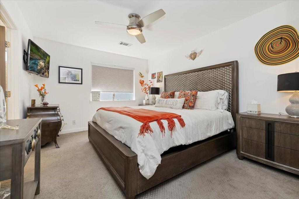 52273 Avenida Madero