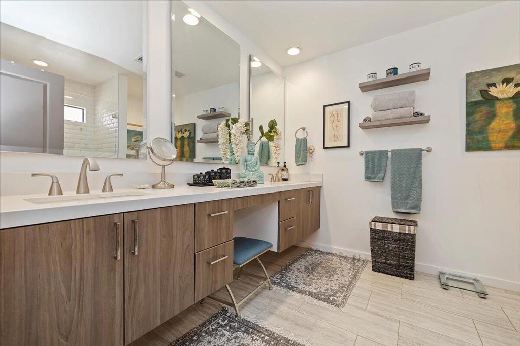 52273 Avenida Madero