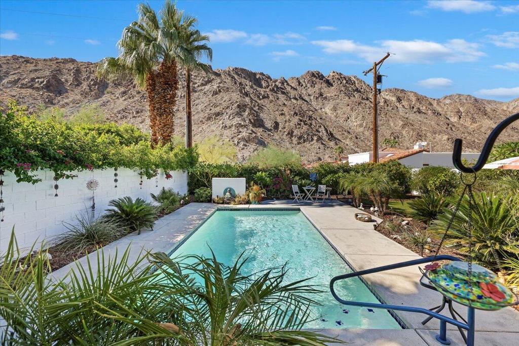 52273 Avenida Madero