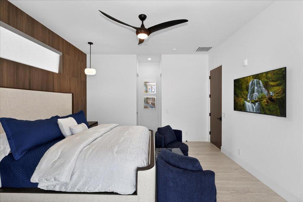 51116 Avenida Mendoza