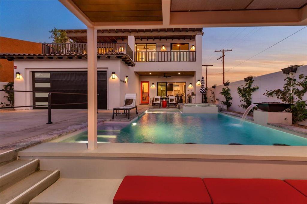 51116 Avenida Mendoza