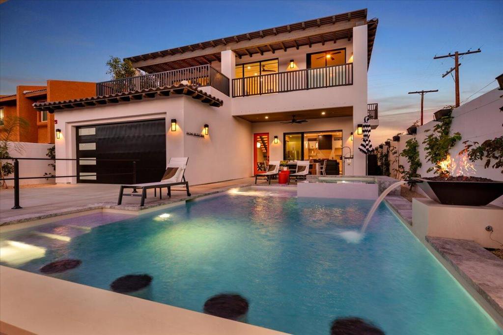 51116 Avenida Mendoza