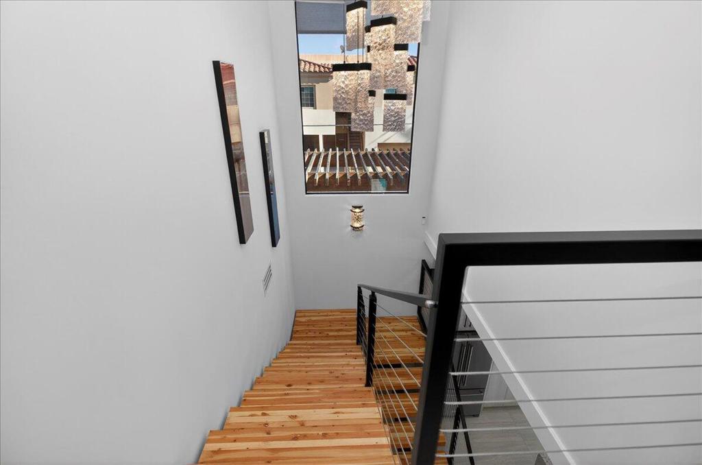 51116 Avenida Mendoza